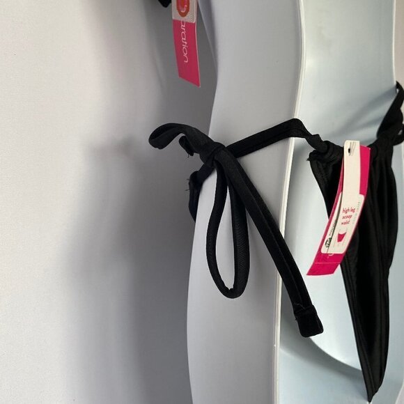 Black Sexy Two Piece Bikini Bathing Suit. 4/9/22 - Picture 15 of 15